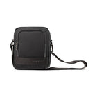 Bugatti - Sac à bandouillère de la Collection Blake pour portable 15,6po - Noir-Fait de polyester résistant avec finitions en cuir synthétique