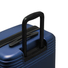 Bugatti - Ensemble de 3 valise rigide ABS - Marin-Intérieur doublé emblématique avec panneaux de séparation bien pensés, poche pratique et sangles de serrage pour garder le contenu organisé et en place.