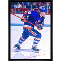 Mike Bossy New York Islanders Skating sur toile - Toile encadree - 22" x 31"-Impression sur toile de qualité supérieure avec bordures enveloppées