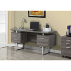 Monarch Specialties - 7082 Bureau 60 po L - Metal Argent/Taupe Fonce-Comprend 2 tiroirs de rangement sur le dessus et un tiroir à dossiers en bas avec des barres métalliques pour suspendre des dossiers de taille standard ou légale, et un dessus facile à nettoyer pour étudier, écrire ou travailler sur votre ordinateur portable.