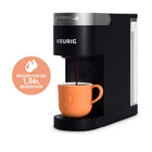 Keurig K-Slim Plus - Cafetière une tasse à la fois pour capsule K-Cup avec et technologie MultiJet - noir-Réservoir d’eau pour tasses multiples : le réservoir amovible de 1,36 l vous permet d’infuser jusqu’à 4* tasses avant de nécessiter un remplissage. (*format de tasse de 237 ml)