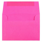 JAM Paper Enveloppes format livret de couleur vive, ferm. gommée, 3 5/8 x 5 1/8 po, rose fuchsia éclatant, paq./100-Taille : A1 (3 5/8 x 5 1/8 po)