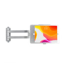 Boîtier de sécurité à montage mural articulé numérique CTA pour iPad Gen 7 et 8, iPad Air 3 et iPad Pro 10.5" - Argent-Le boîtier du boîtier pivote à 360 degrés pour les orientations portrait et paysage