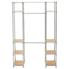 Rangement extensible pour placard TRINITY EcoStorage, Chrome (TBFZ-2701)-La mention EcoStorageMC indique qu’il s’agit d’une fabrication écologique. Aucun produit chimique toxique n’est libéré dans l’environnement pendant la fabrication de ce produit. Des ressources renouvelables et durables sont utilisées dans sa conception