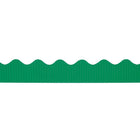 Pacon Corporation - Bordure décorative unie et découpée Bordette 37146, 50 pi x 2,25 po, vert émeraude-Les bordures pour tableau d’affichage sont idéales pour créer une métamorphose unique dans les salles de classe de la maternelle à la 5e année du secondaire
