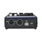 ZOOM U-44 - Interface audio portative-Branchez-la à un iPhone/iPad avec l’ensemble de connexion d’appareil photo iPad ou l’adaptateur Lightning vers USB pour appareil photo d’Apple (vendus séparément), en l’alimentant avec deux piles AA ou l’adaptateur c.a. en option