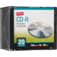Staples - Disques CD-R 52x 700 Mo/80 min., boîtiers minces, paq./20-Utilisez ces CD-R pour sauvegarder vos présentations, vos vidéos, votre musique et plus encore.
