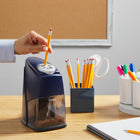 Staples - Taille-crayon électrique Classmate-Mécanisme de mise hors tension pour protéger contre les surchauffements