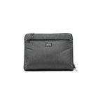 PKG Wellington - Étui Accordéon Avec Sangle 14 po - gris-Doublure en tricot doux brossé dans la fente pour appareil avec sangle de fixation pour appareil, offrant un endroit dédié pour votre ordinateur portable ou votre tablette