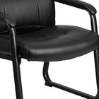 Flash Furniture – Fauteuil d’appoint de direction HERCULES à pattes traîneau, capacité de 500 lb, cuir noir (GO2136)-Mousse ignifuge CA117