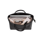 Bugatti-  Saffiano Sac fourre- tout professionnel - 11 x 16 x 6 po - noir-Organisateur et pochettes à glissière à l'intérieur