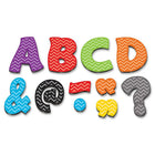 Teacher Created Resources – Lettres aimantées de 3 po, motif à chevrons fantastique, 67/paquet (TCR77213)-Couleurs variées