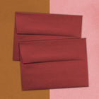 JAM Paper Enveloppes format invitation avec fermeture gommée, 5 1/4 x 7 1/4 po, rouge foncé, 100/pqt-Ouverture : latérale