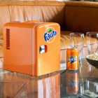 Coca-Cola - Fanta Mini refroidisseur/chauffe-réfrigérateur thermoélectrique portable 6 canettes - 4 L / 4,2 qt-Poignée de porte à verrouillage automatique
