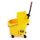 RubbermaidMD ® Sceau avec essoreuse pour vadrouille WaveBrake-Essoreuse à pression latérale de 35 pte de haute efficacité