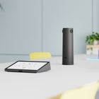 Logitech - Sight Caméra de table - Graphite-Faites glisser l'abat-jour magnétique devant les lentilles pour désactiver automatiquement la capture vidéo