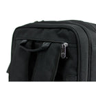 Sac à dos / sac messager, noir / noir Pearson, Pkg-Le compartiment principal s'ouvre à plat pour l'organisation des bagages. Poche en filet à fermeture à glissière sur un côté. Sangles élastiques avec boucle pour tenir vos vêtements en place.