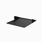 StarTech - 2U 2-Post Center Mount Server Rack Shelf (étagère pour serveur)-Cette étagère pour rack 2u est conforme à la norme EIA 310, ce qui signifie qu’elle peut s’adapter à la plupart des modèles standard de 19 pouces, Support à 2 poteaux