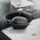 Logitech - Zone Vibe 100 Casque d'écoute léger sans fil avec Micro anti-bruit de fond - Graphite-Légèreté et confort : Doté d'un design léger et d’oreillettes en mousse mémoire, ce casque confortable est conçu pour une utilisation en continu sans vous alourdir, même lors de longues réunions