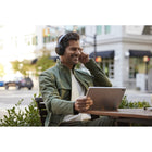 JBL - Tour One M2 Casque circum-auriculaire sans fil à Réduction de Bruit - Noir-Restez connecté à votre monde numérique où que vous soyez. Il suffit de dire « OK Google » ou « Alexa » pour parler à votre assistant vocal préféré et contrôler votre casque avec des invites vocales dans plusieurs langues