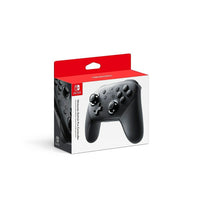 Nintendo Switch - Manette Pro, gris-Les deux manches analogiques permettent de produire des mouvements précis à l’écran et les boutons disposés de manière ergonomique rendent vos séances de jeu plus confortables