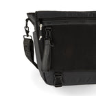 Bugatti - x EDITION22 Sac messager, Nylon recycle hydrofuge, Noir-Section rembourree pour votre ordinateur portable ou tablette (jusqu'à 14 pouces